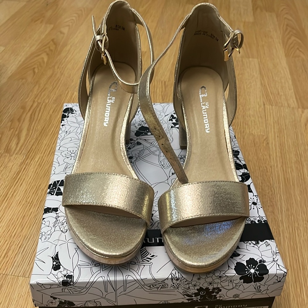 CL By Laundry Go on 2 Sandal Starestonr Light Gold